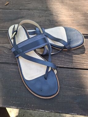 Cole Haan Anica Thong Sandals Size 9.5 Blue